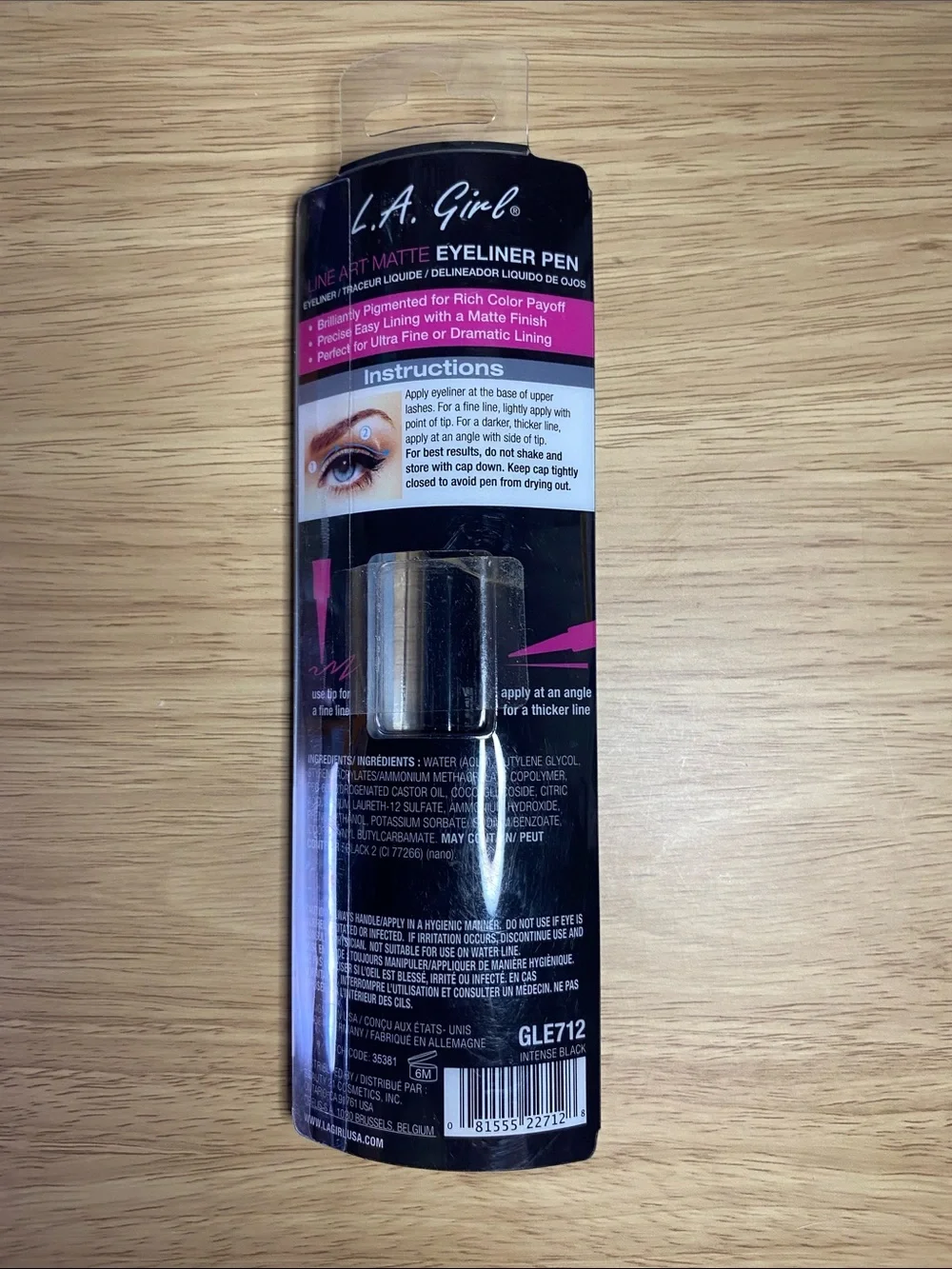 L.A. Girl Line Art Matte Eyeliner Pen - Intense Black